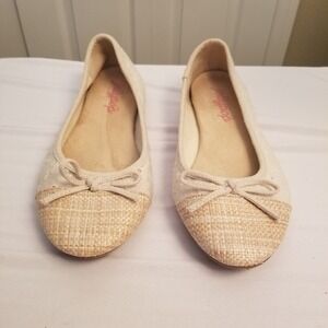 Jellypop Women Eyelet Lace Woven Toe Bow Ballet Flats Cream Round Toe Shoes Sz 7